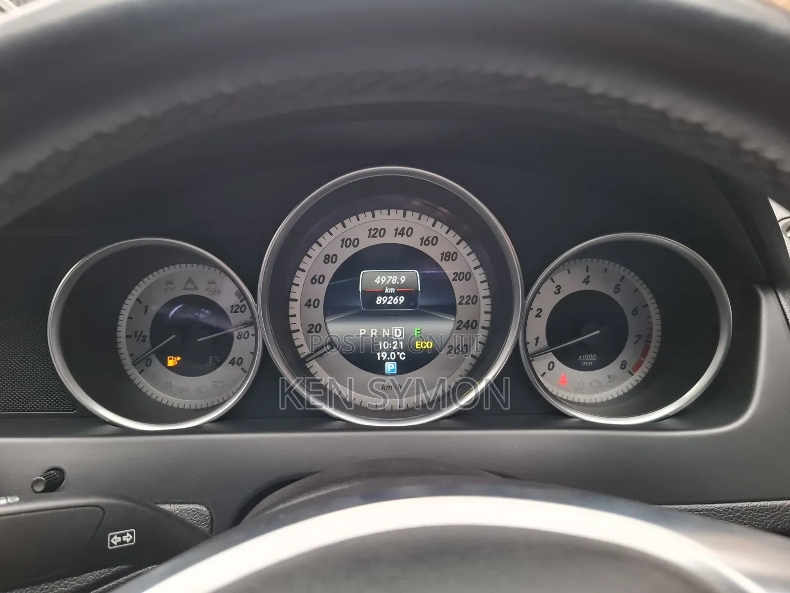Mercedes-Benz C200 2014 Silver