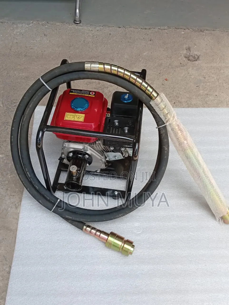 High-Capacity Industrial Grade Poker Concrete Vibrator