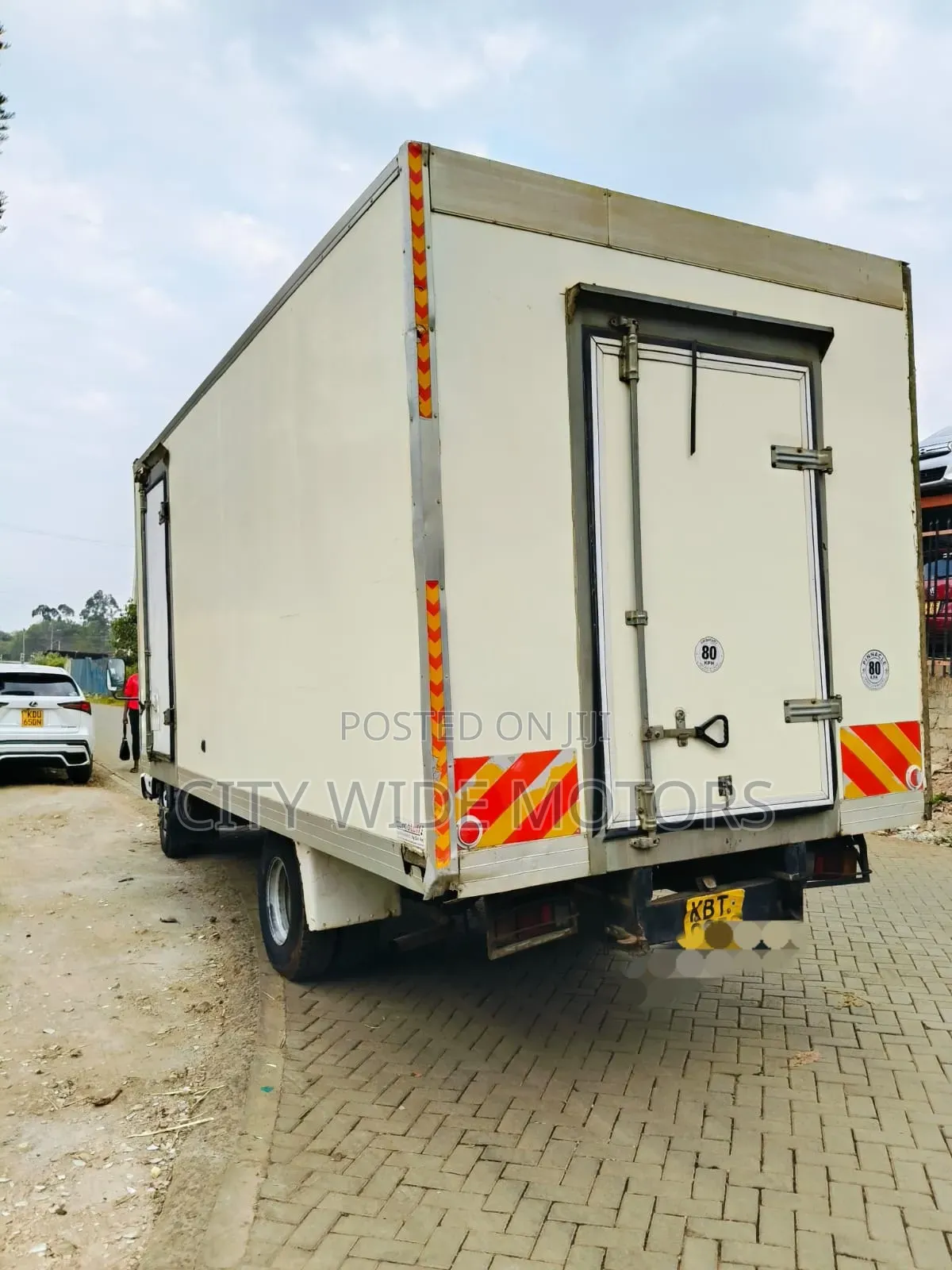 Isuzu NPR KBT
