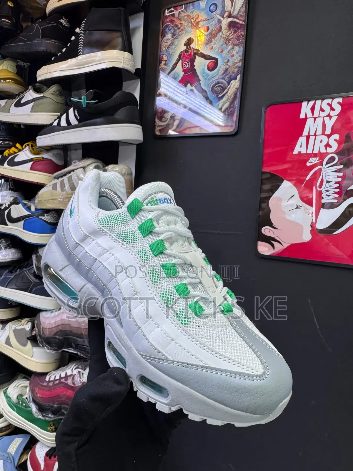 Nike Air Max 95 Essential "Clear Emerald"