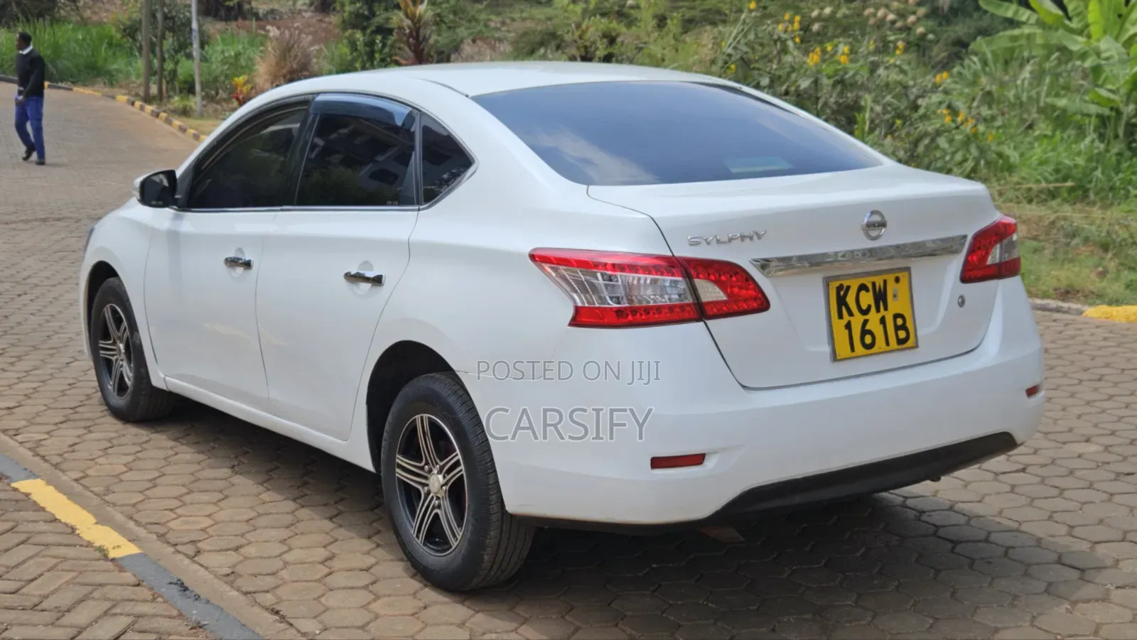 Nissan Sylphy 2012 Pearl