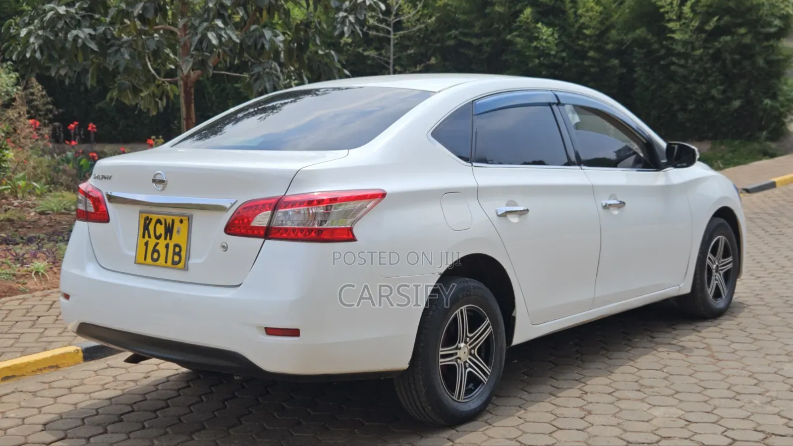 Nissan Sylphy 2012 Pearl