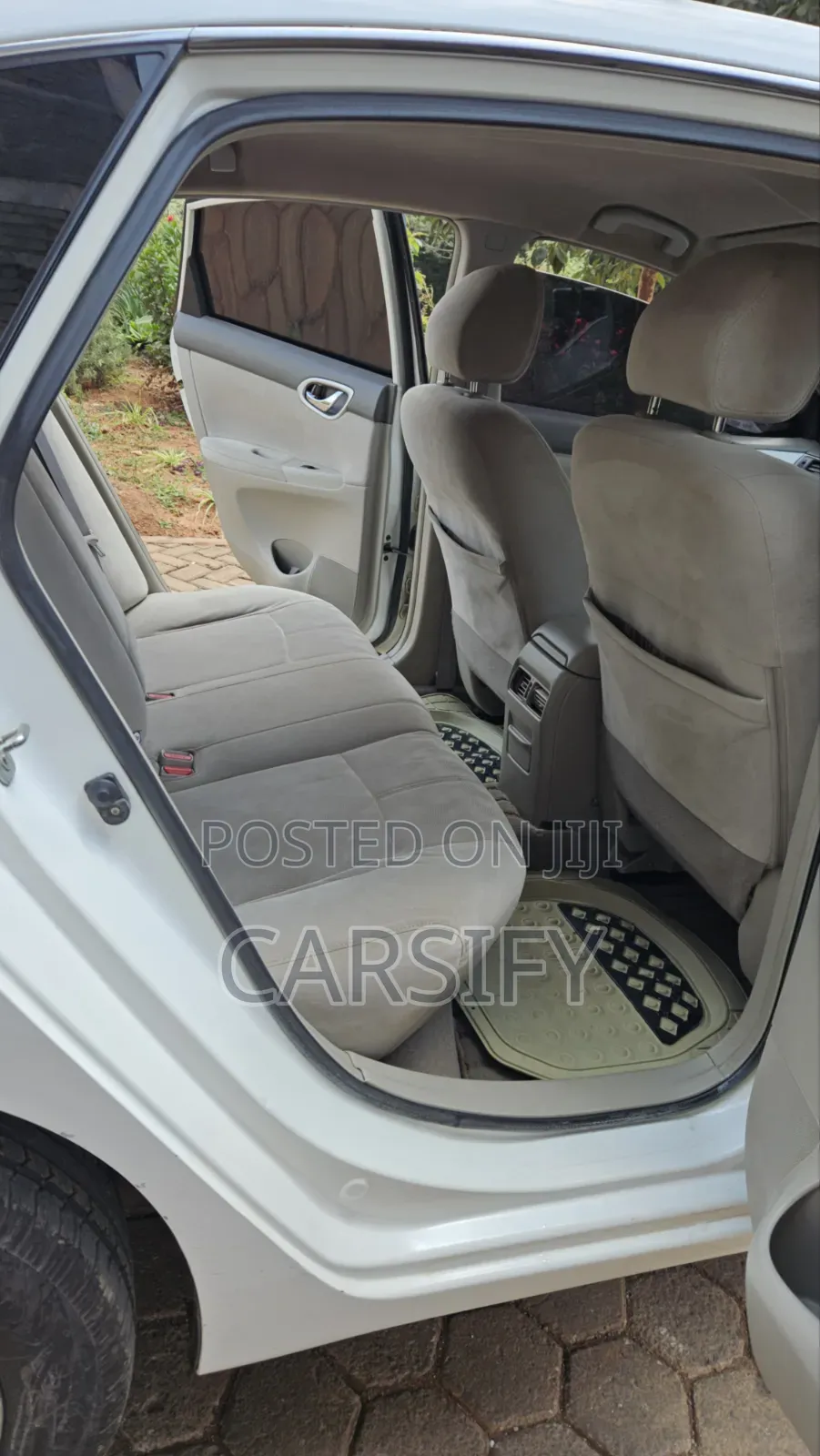 Nissan Sylphy 2012 Pearl
