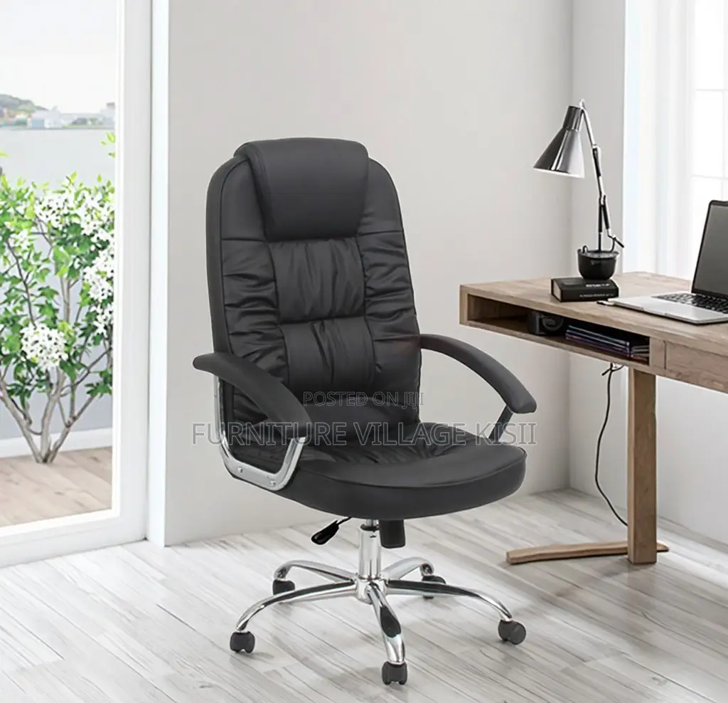 Office Chair: Black Leather Executive Seat
