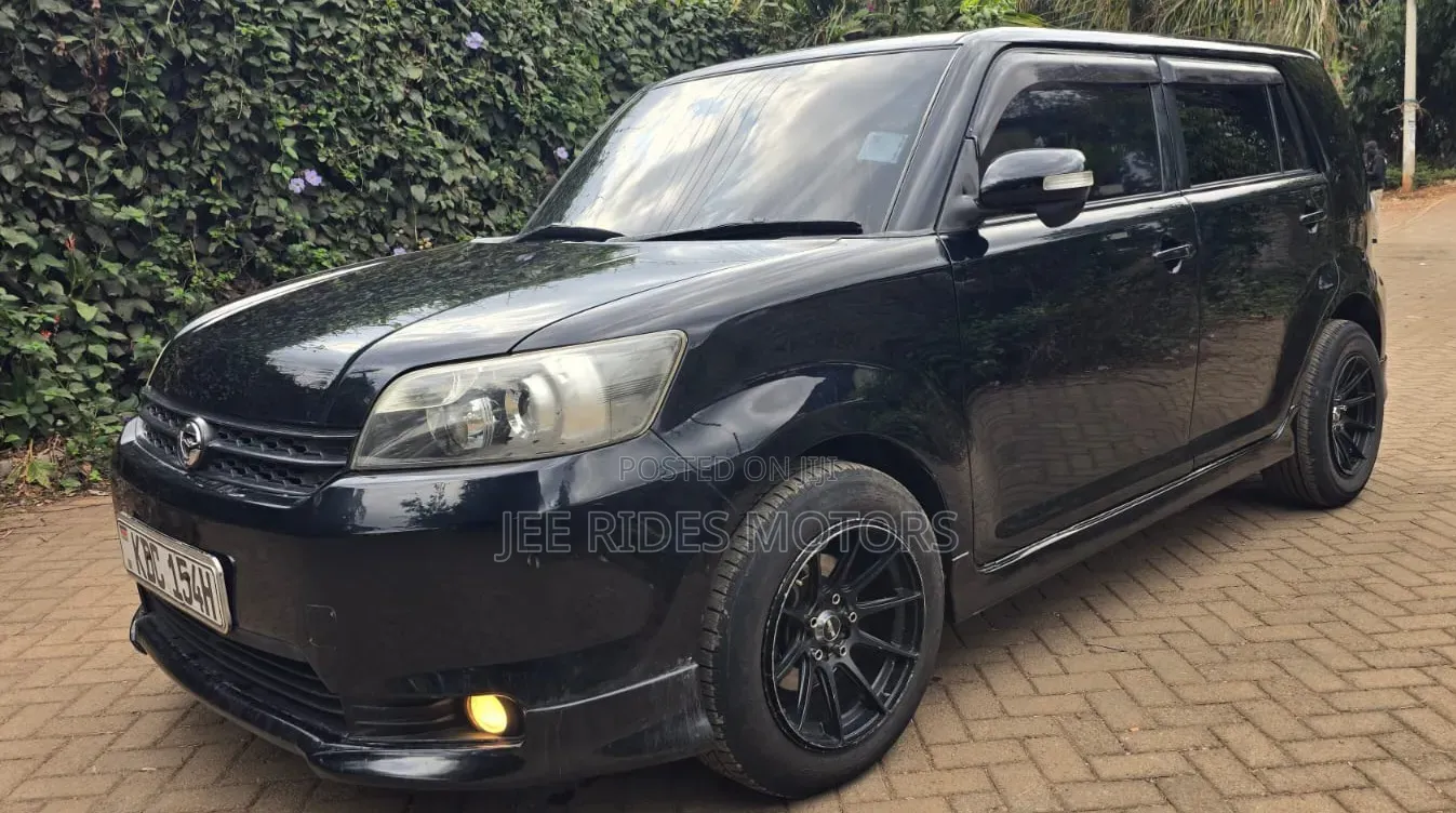 Toyota Corolla Rumion 2014 Matt Black