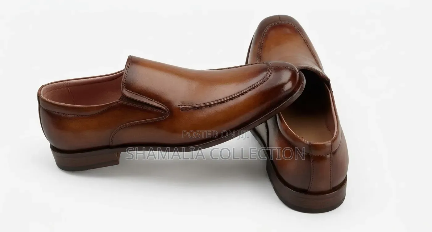 Elegant Brown Leather Loafers – Classic Design