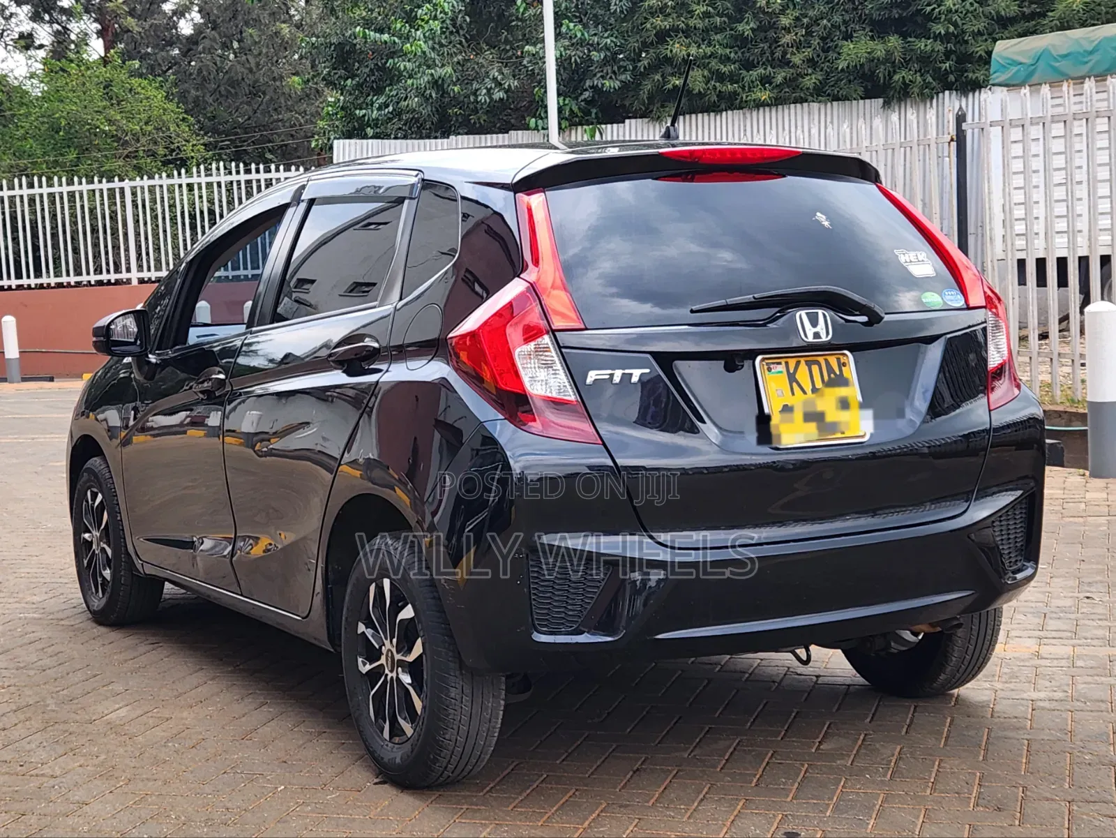 Honda Fit 2016 Black