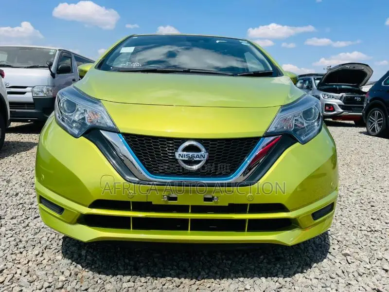 Nissan Note 1.2 Hybrid 2020 Green