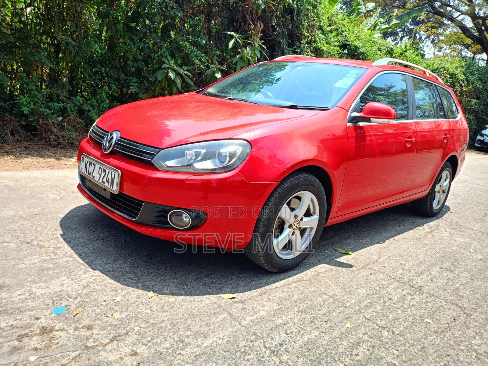 Volkswagen Golf 2013 Red