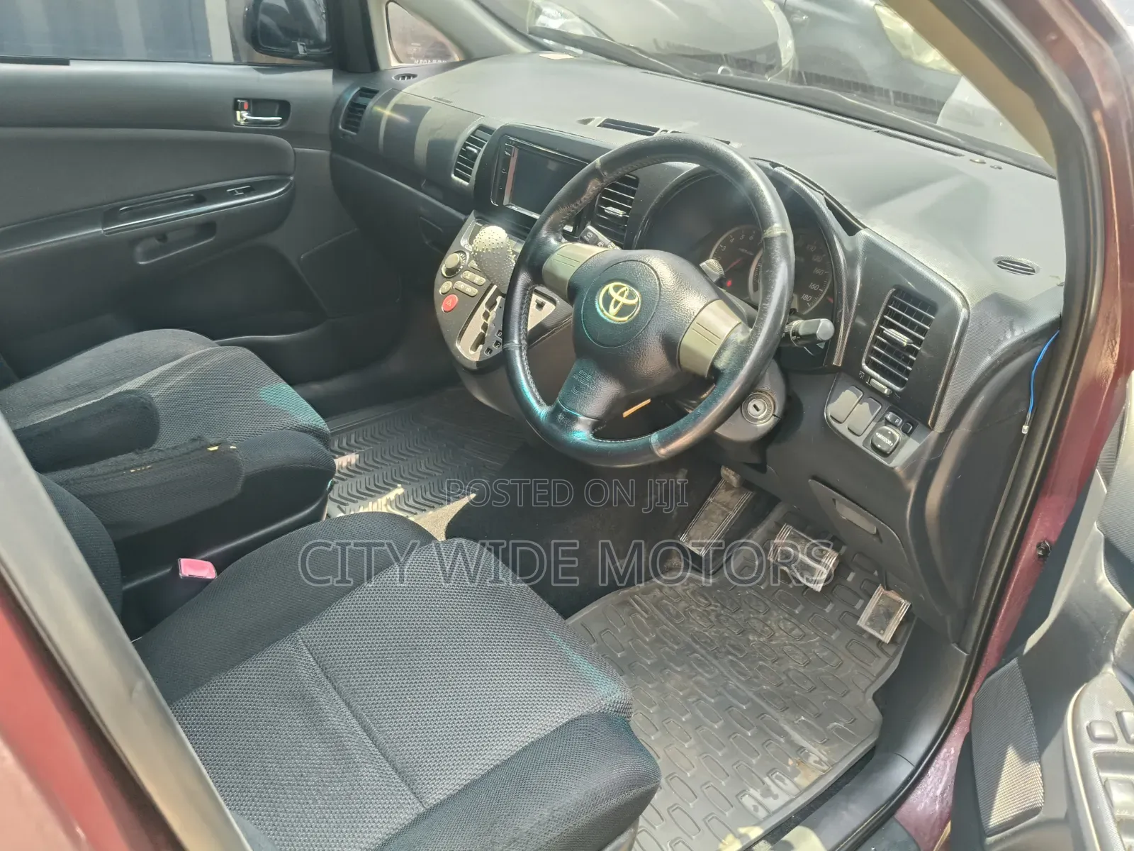 Toyota Wish 2004 Red