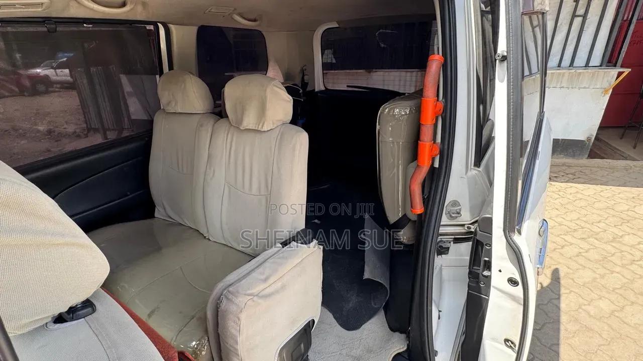 Nissan Serena 2011 White