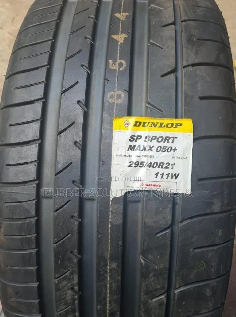 295 /40 R21 Dunlop Tyres 111w Sp Sport Made Japan