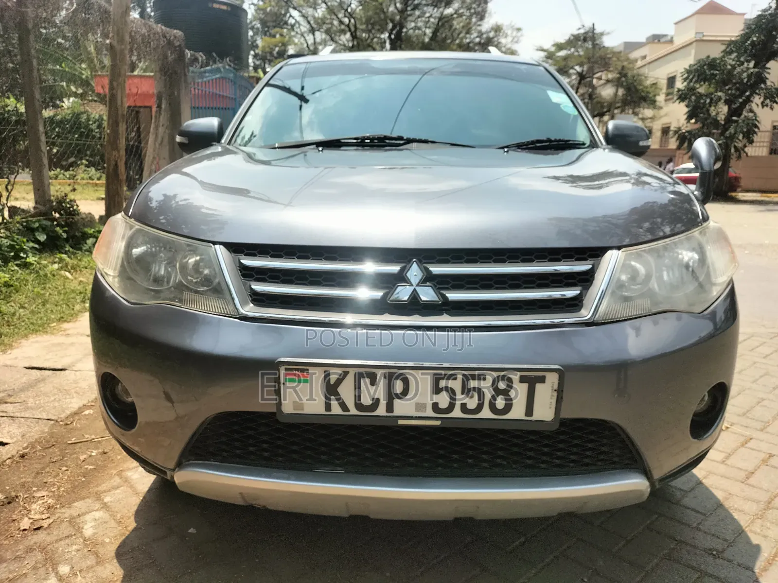 Mitsubishi Outlander 2011 Gray