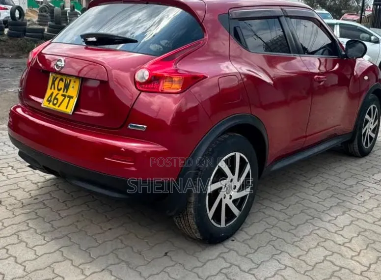 Nissan Juke 2012 Red