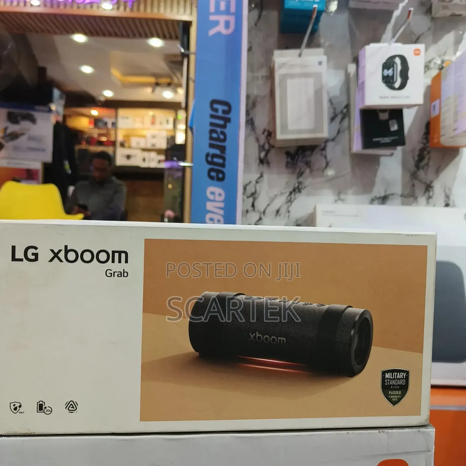 LG Xboom Grab