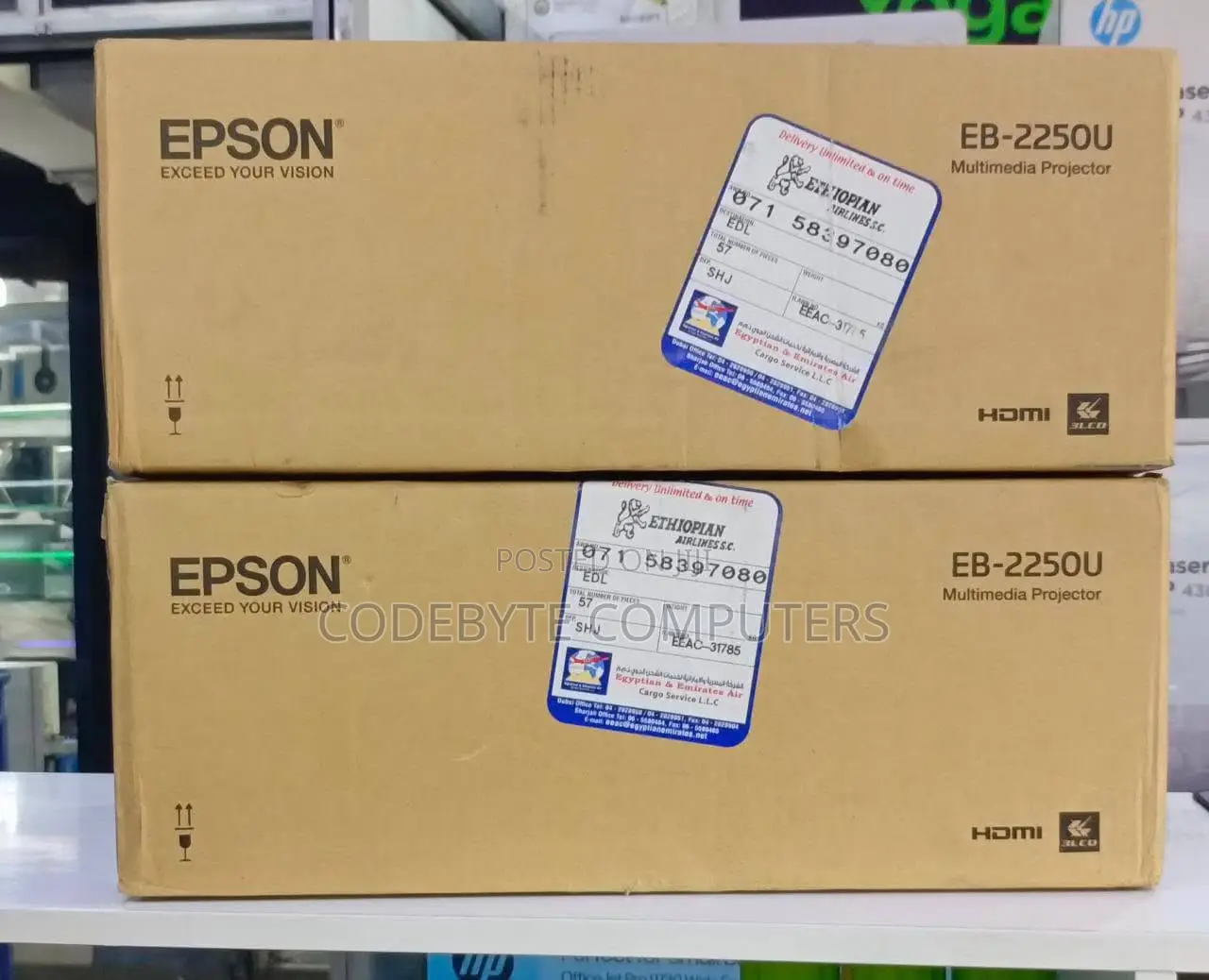 Epson PowerLite 2250U 5000-Lumen WUXGA 3LCD .