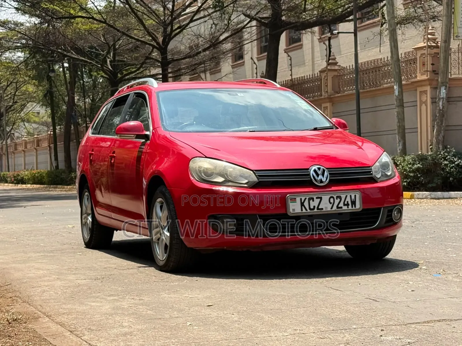 Volkswagen Golf 2013 Red