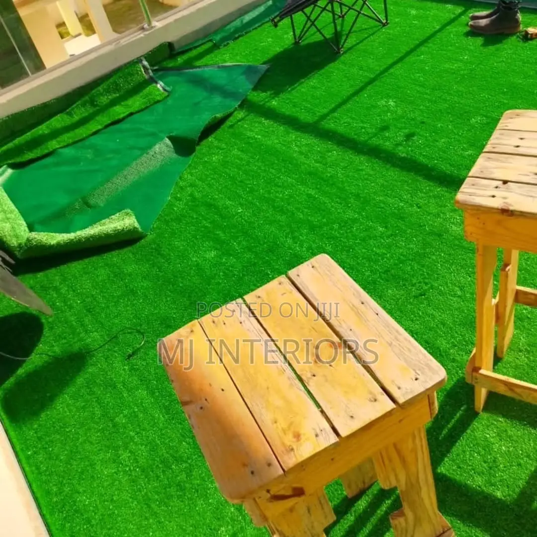 Artificial Grass Carpet for Property Exterior Beautification