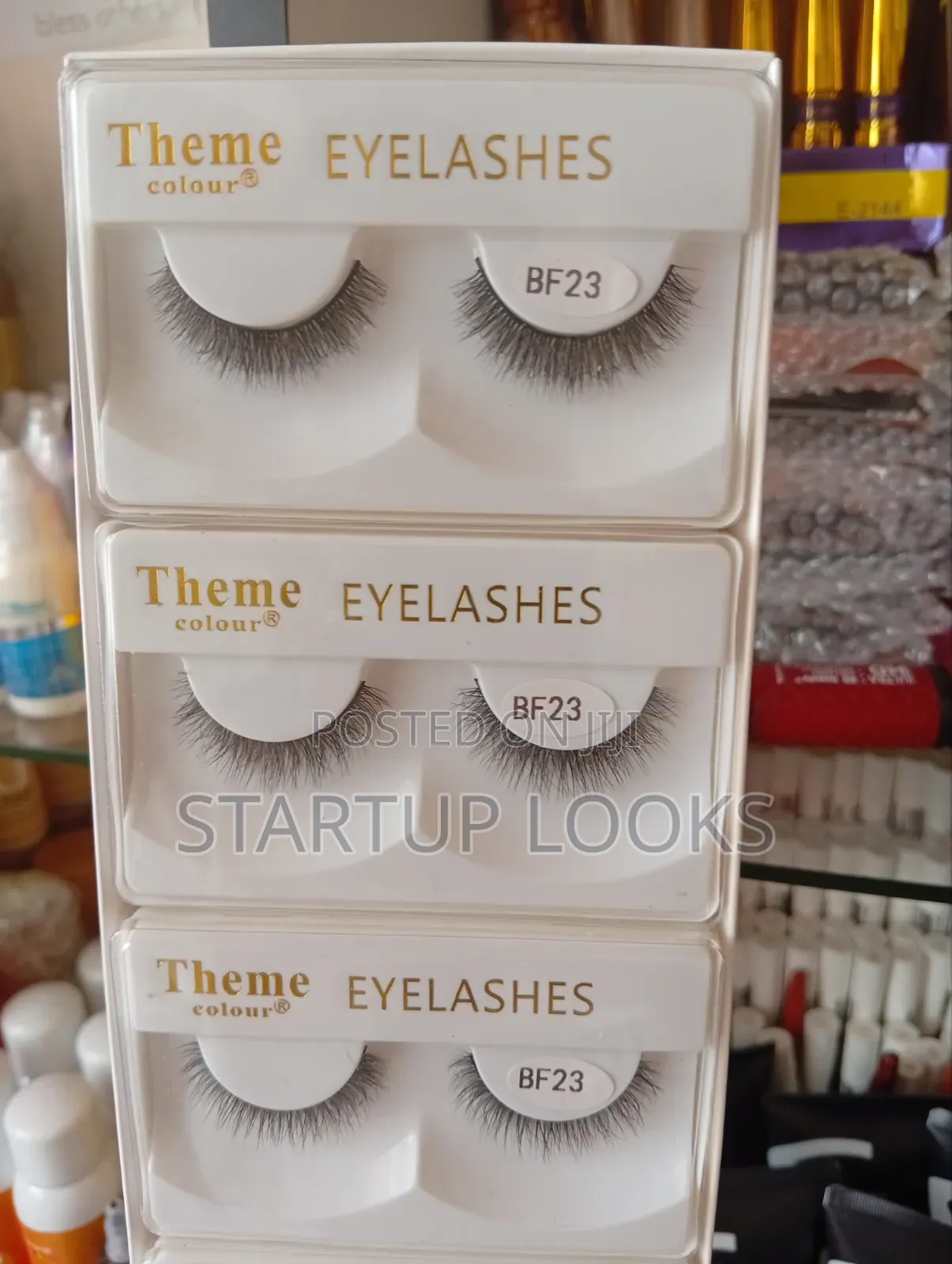 Natural Eyelashes 2pcs Glamorous