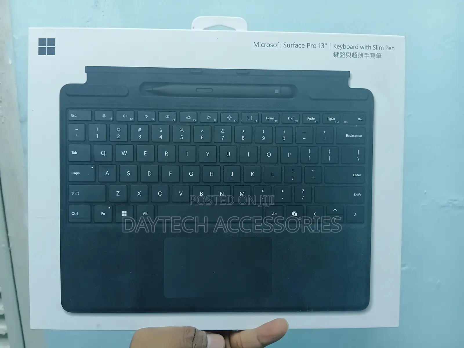 The Microsoft Surface Pro 13'' Flex/Signature Keyboard With Slim Pen