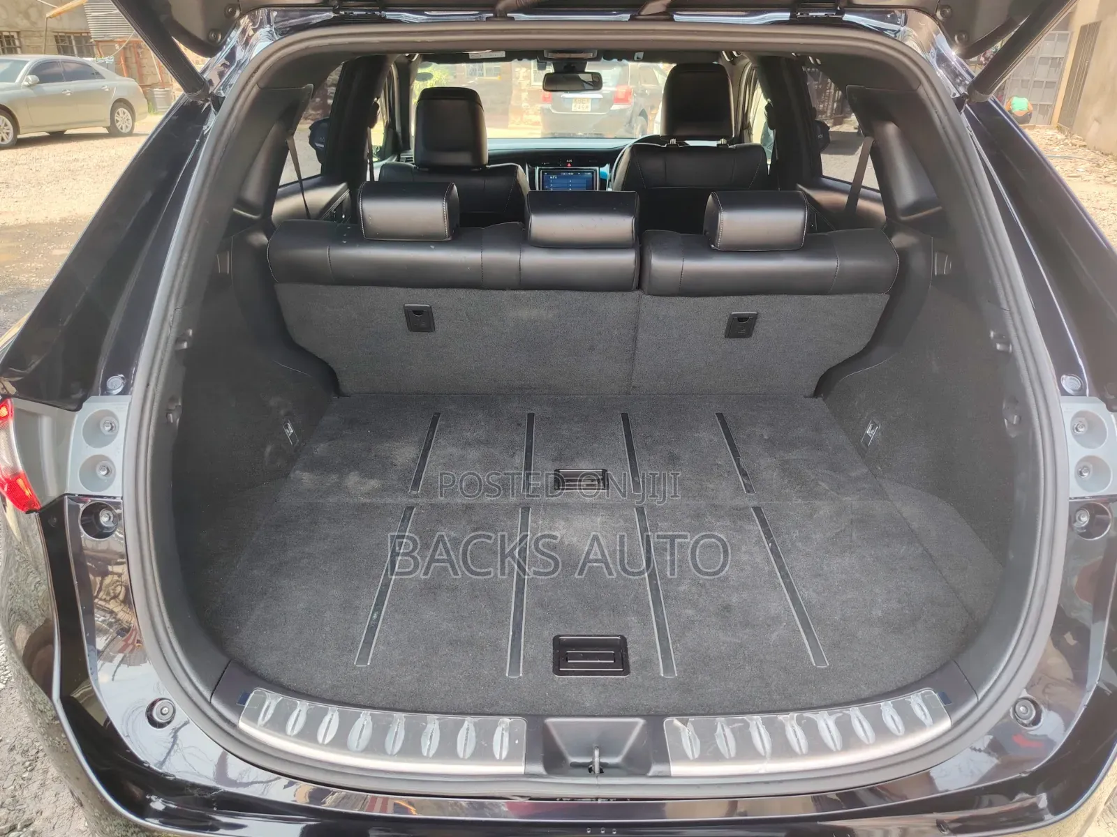 Toyota Harrier 2.0 2020