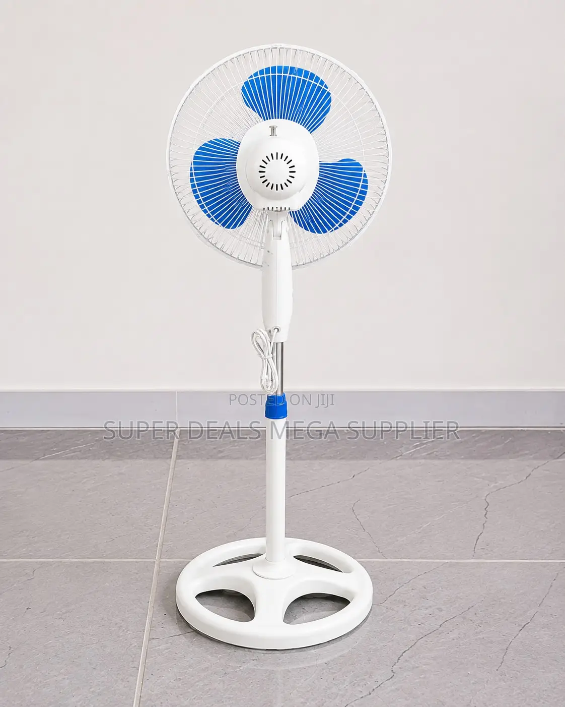 Large Coverage, Silent Motor 16′′ Electric Stand Fan
