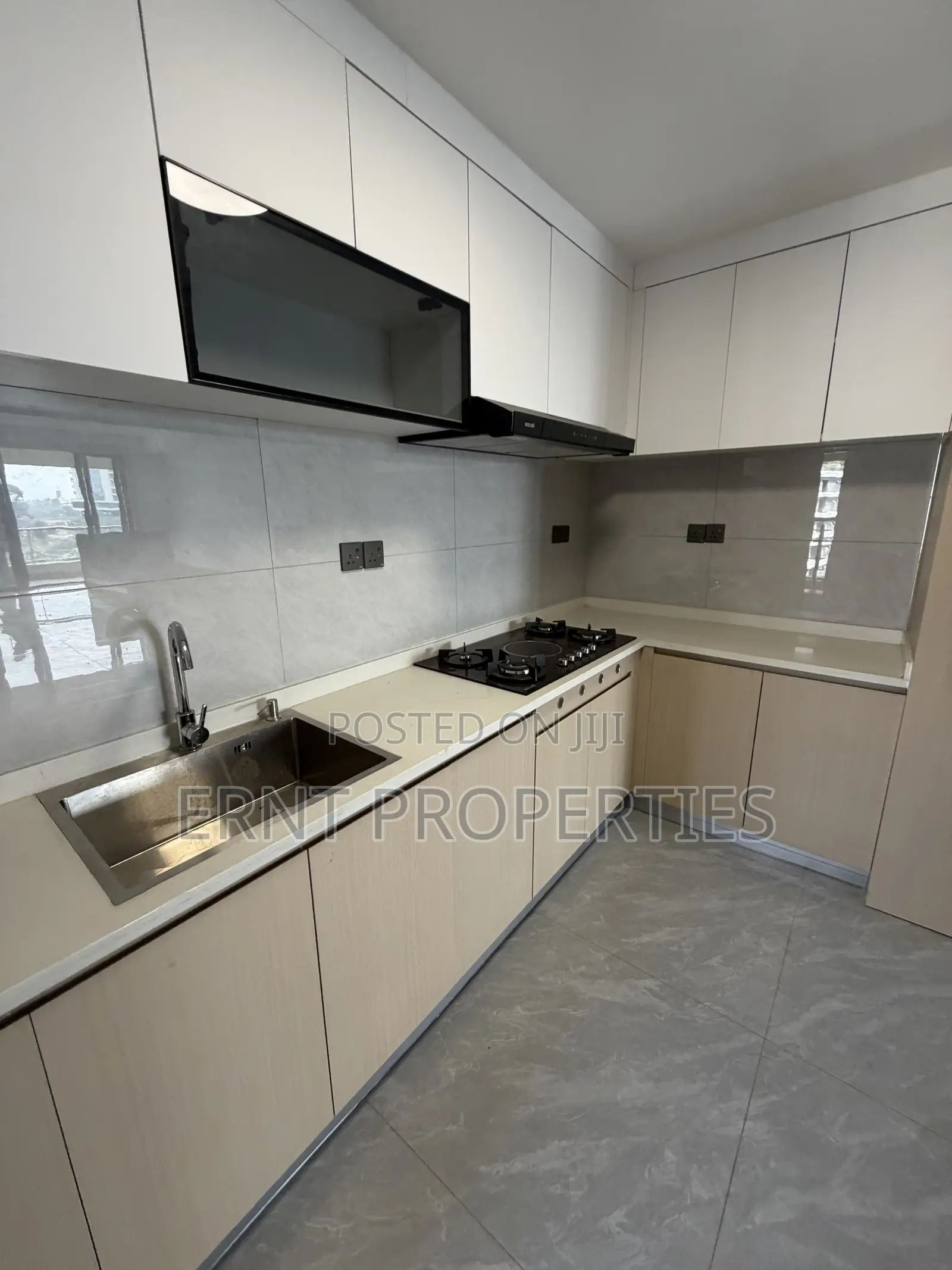 3bdrm Apartment in Riverside Drive for sale