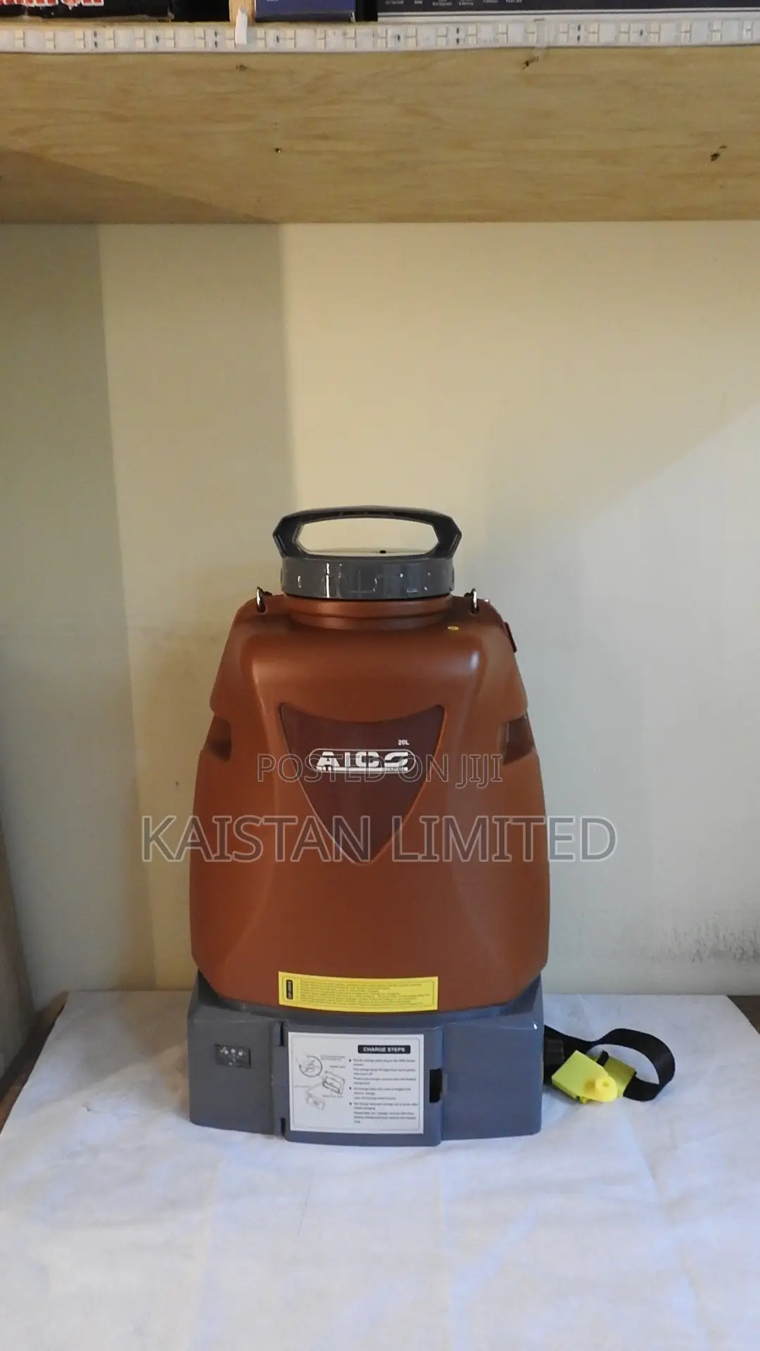 AICO Japan 20L Agricultural Sprayer. Manual and Battery Knapsack