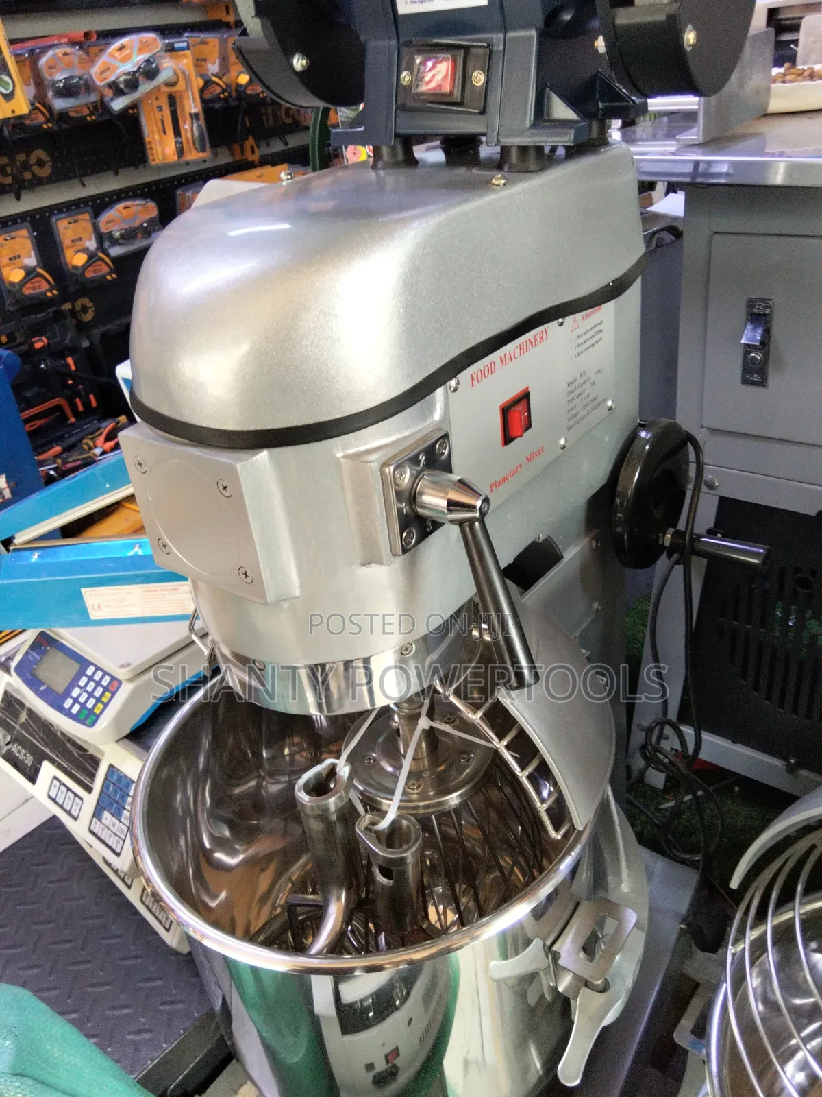 Food Machinery/Planetary Mixer 30lts