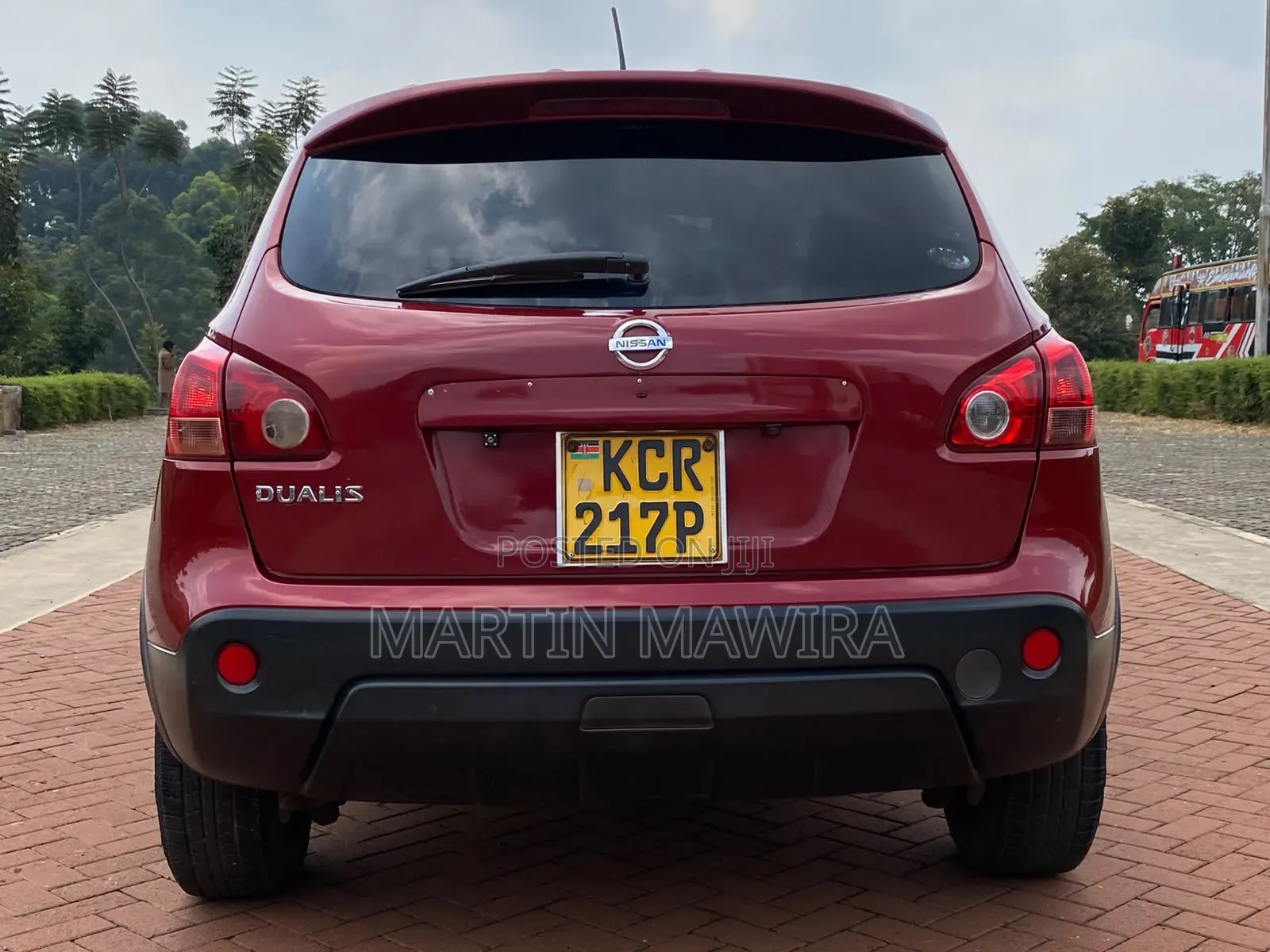 Nissan Dualis 2011 Red