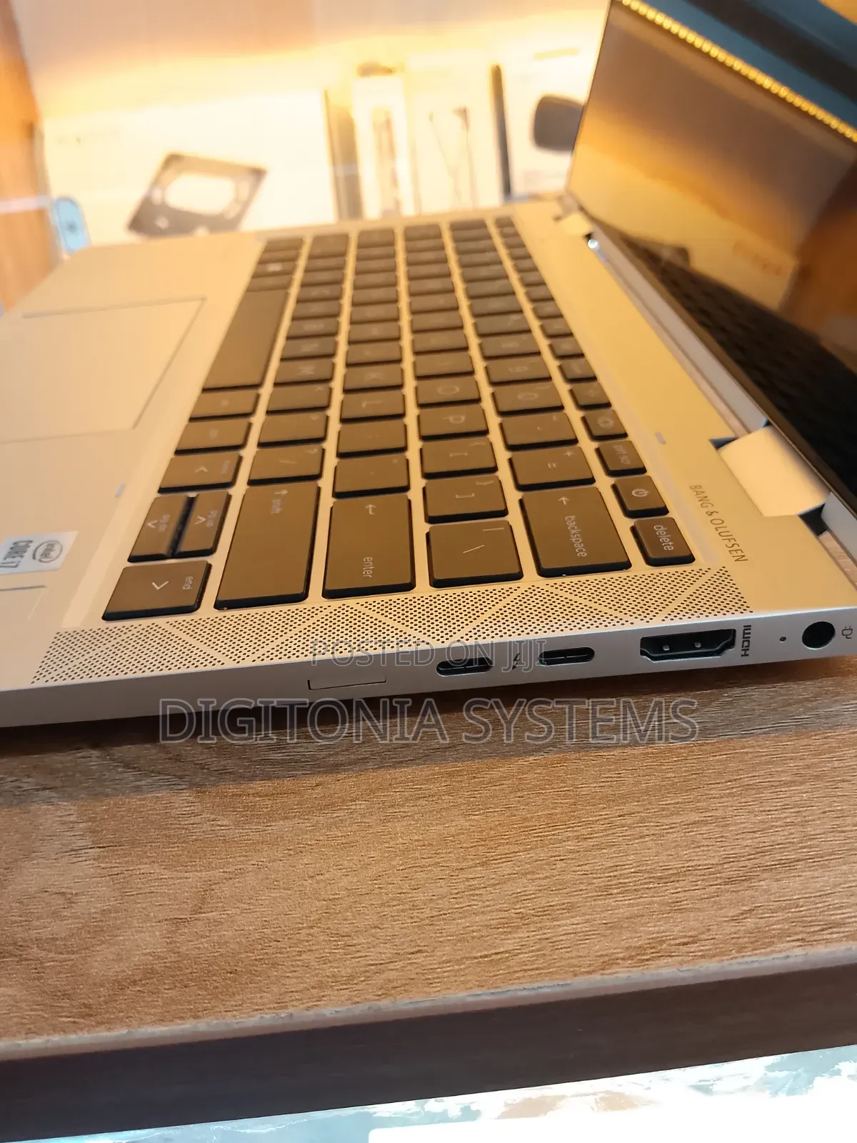 Laptop HP EliteBook 830 G7 16GB Intel Core i7 SSD 256GB