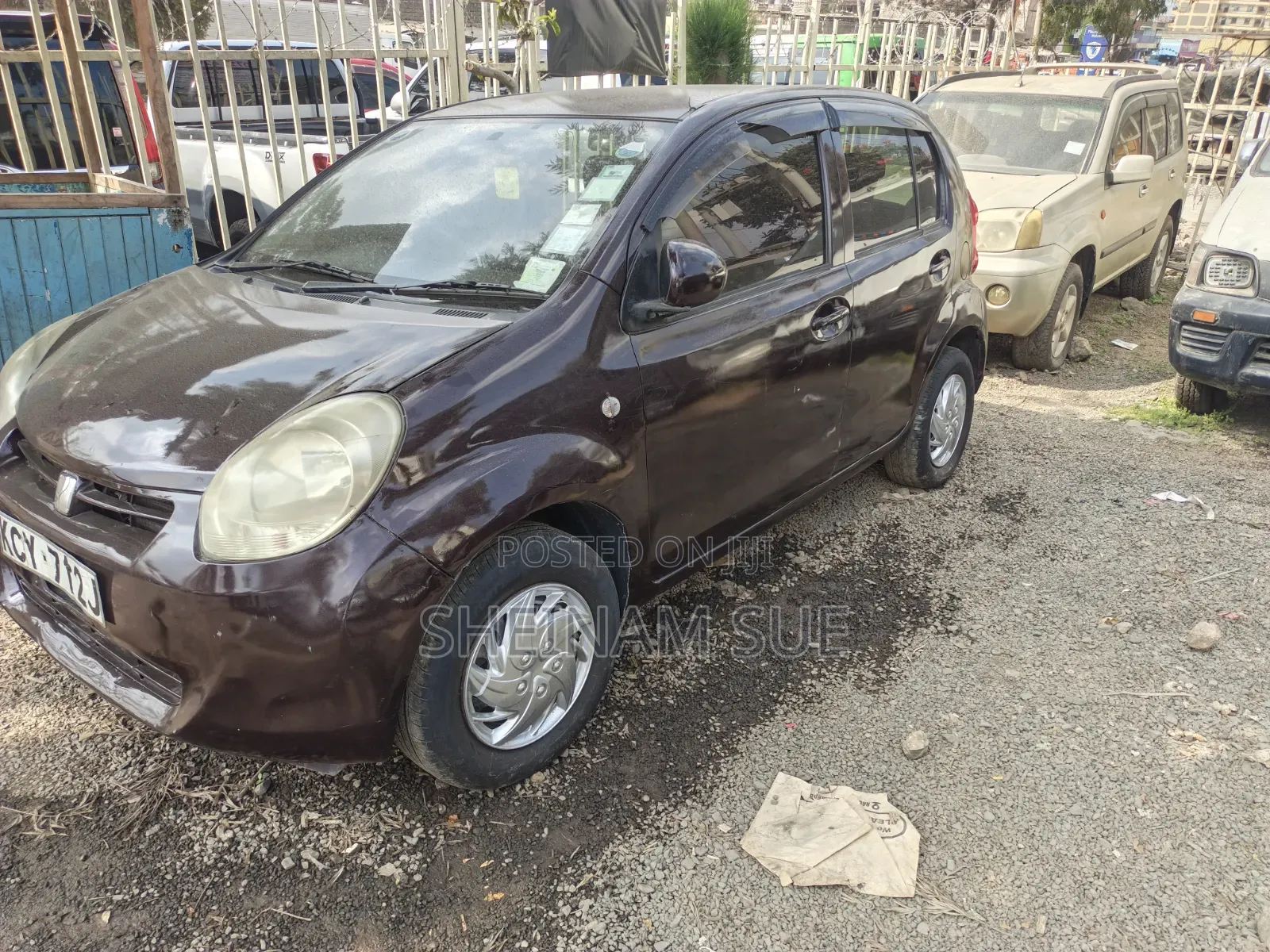 Toyota Passo 2013 Brown