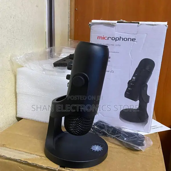 Type-C Plug Play Premium Quality Podcast/Table Mic