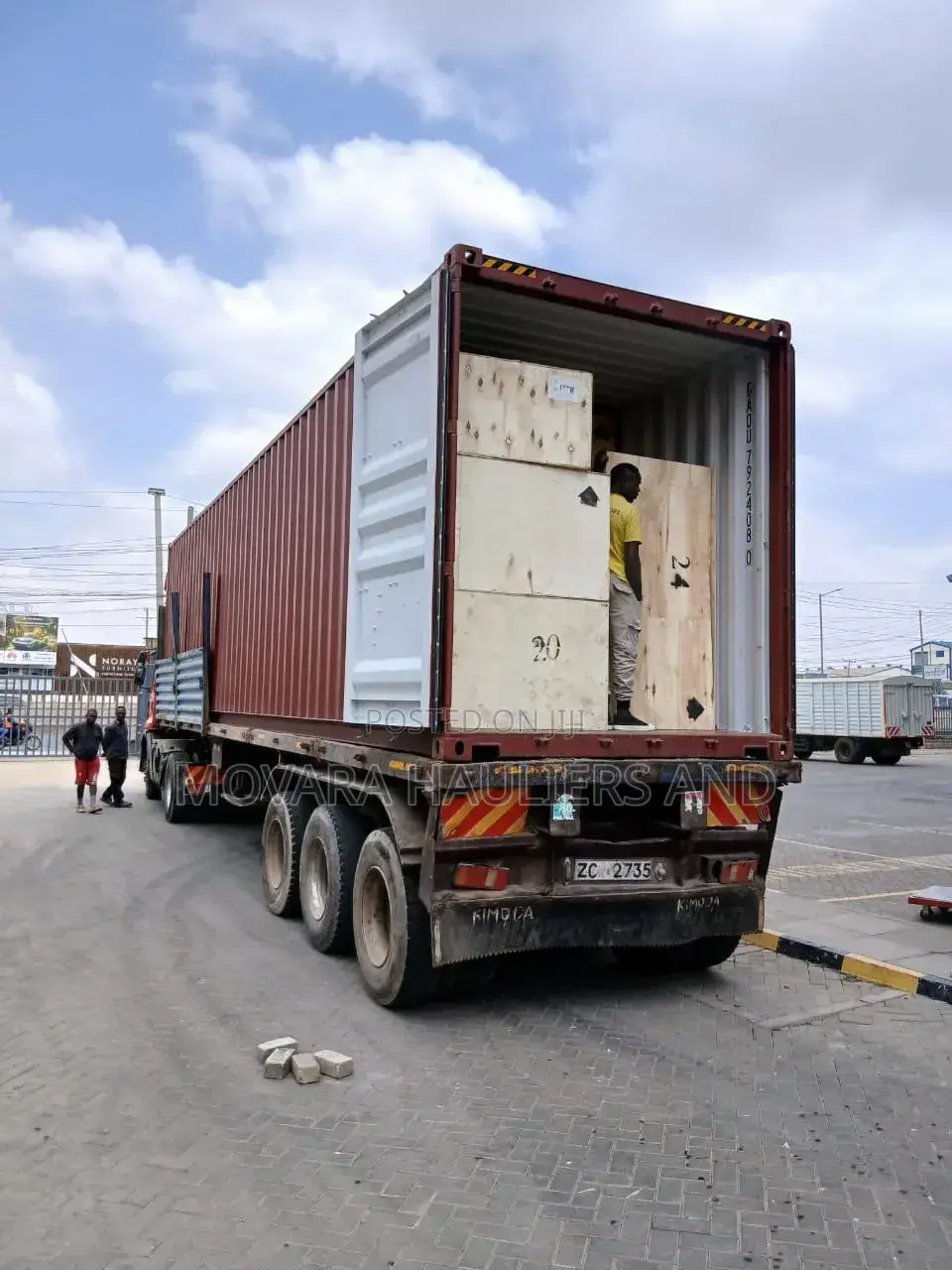 Forlift Available for 'Lifting Heavy' Loads