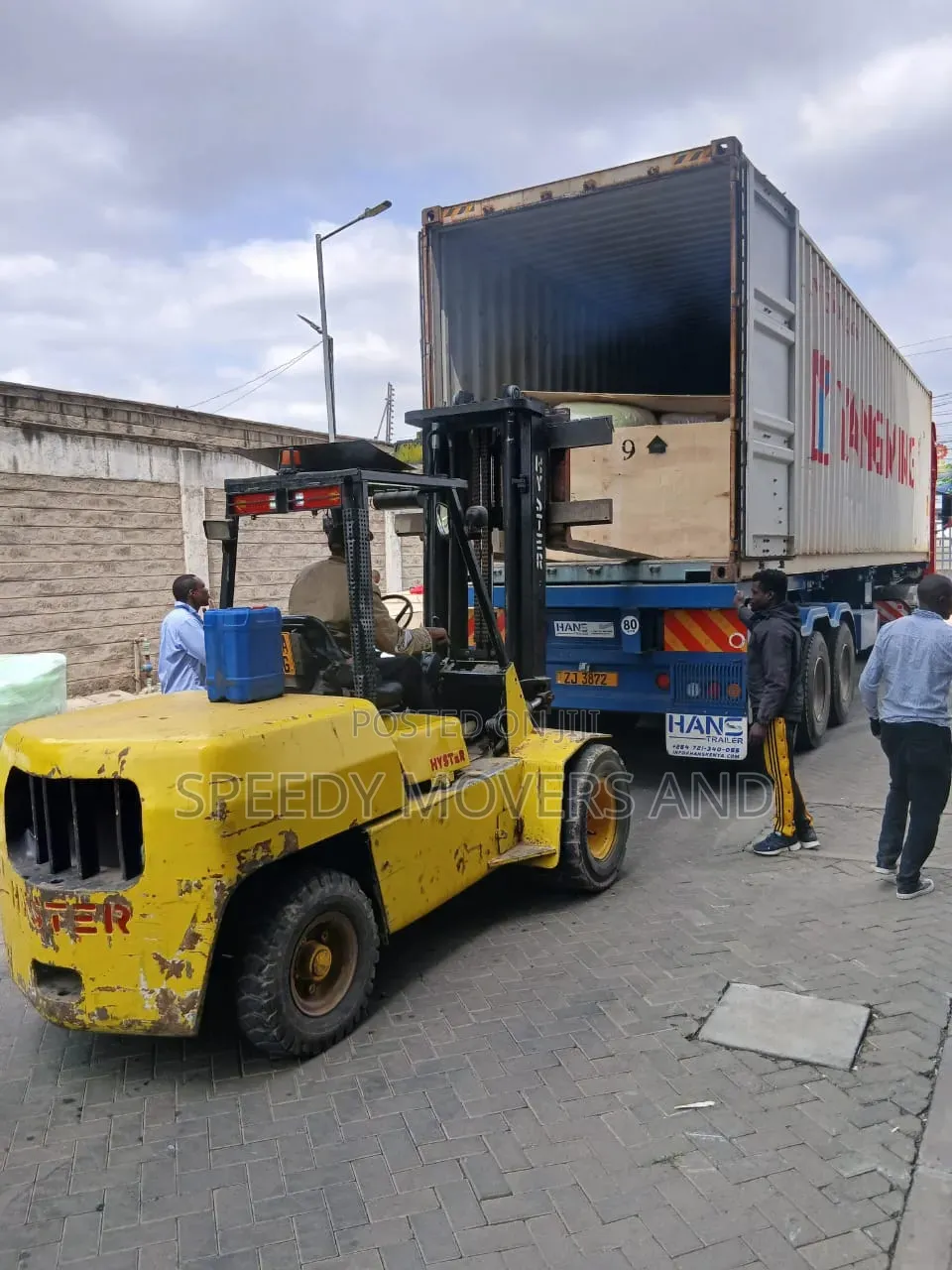 Forlift Available for 'Lifting Heavy' Loads