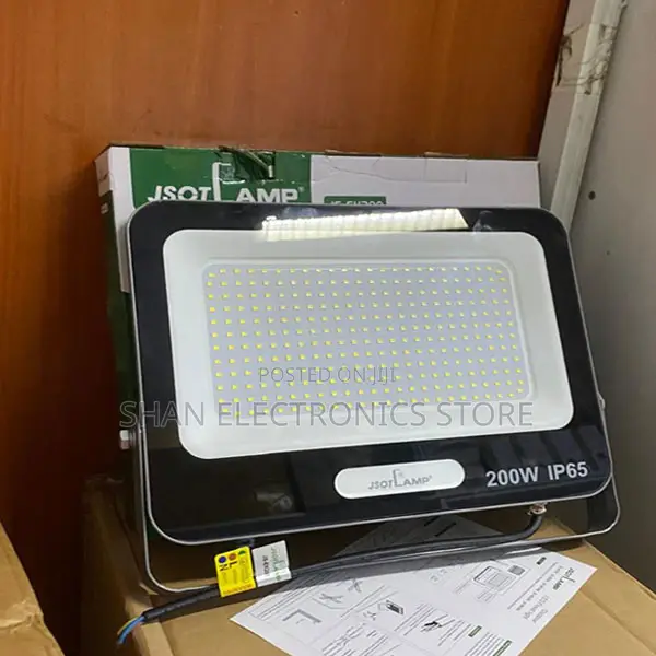 1Pack 200W Led Flood Light Cool White Ip66 Waterproof