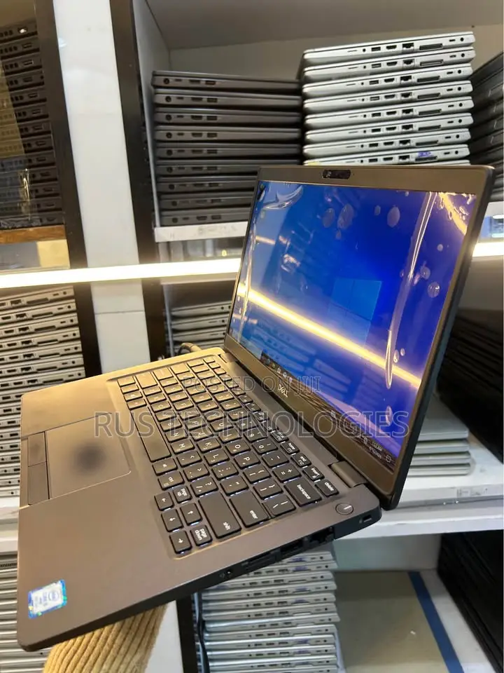 Laptop Dell Latitude 5300 16GB Intel Core i5 SSD 256GB