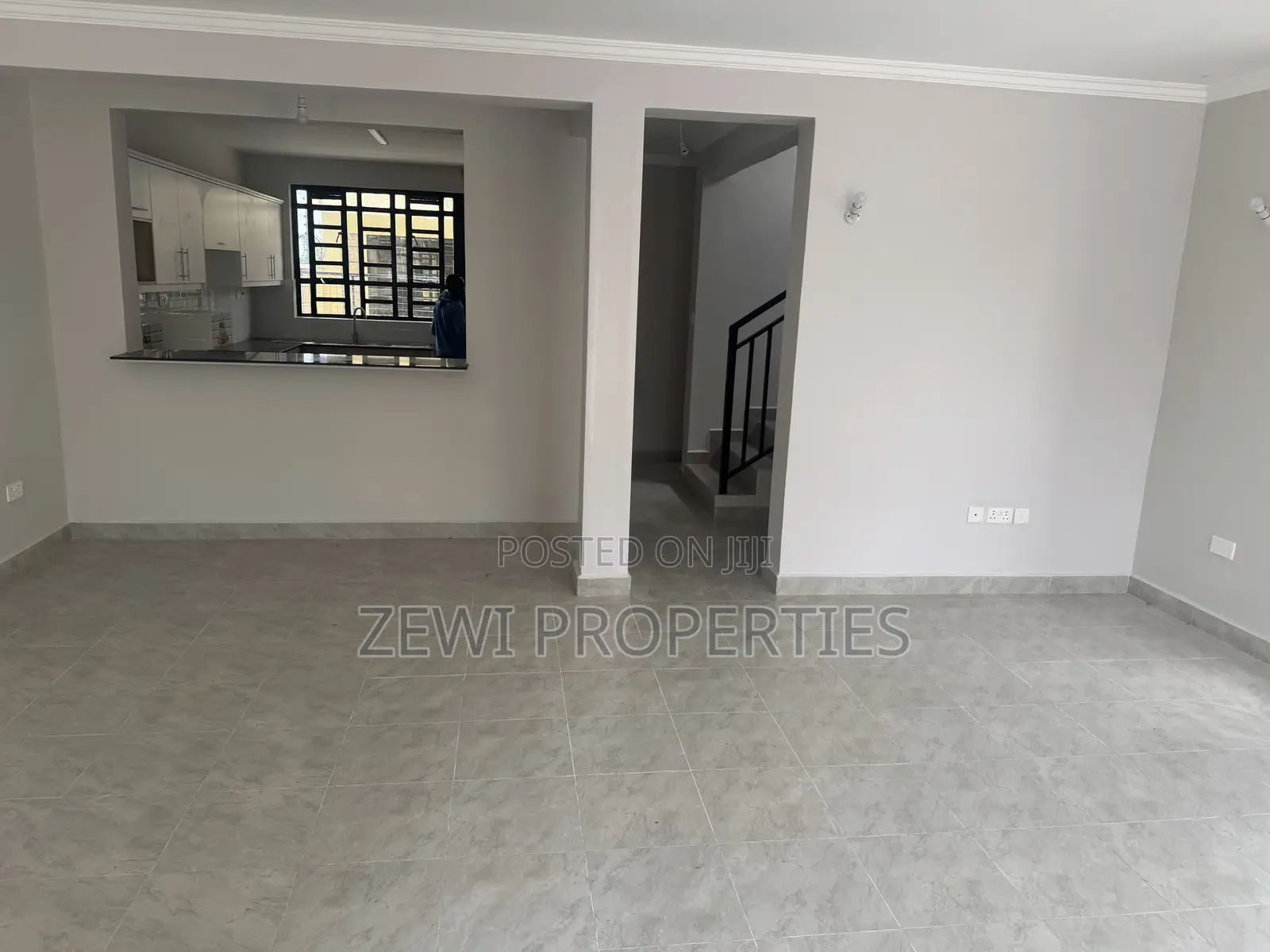 3bdrm Mansion in Thogoto for sale