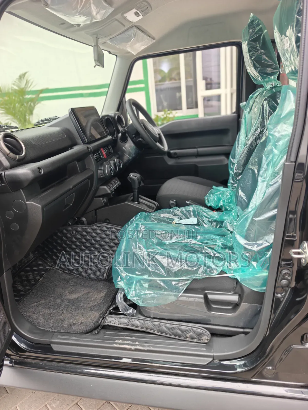 Suzuki Jimny 2025 Black