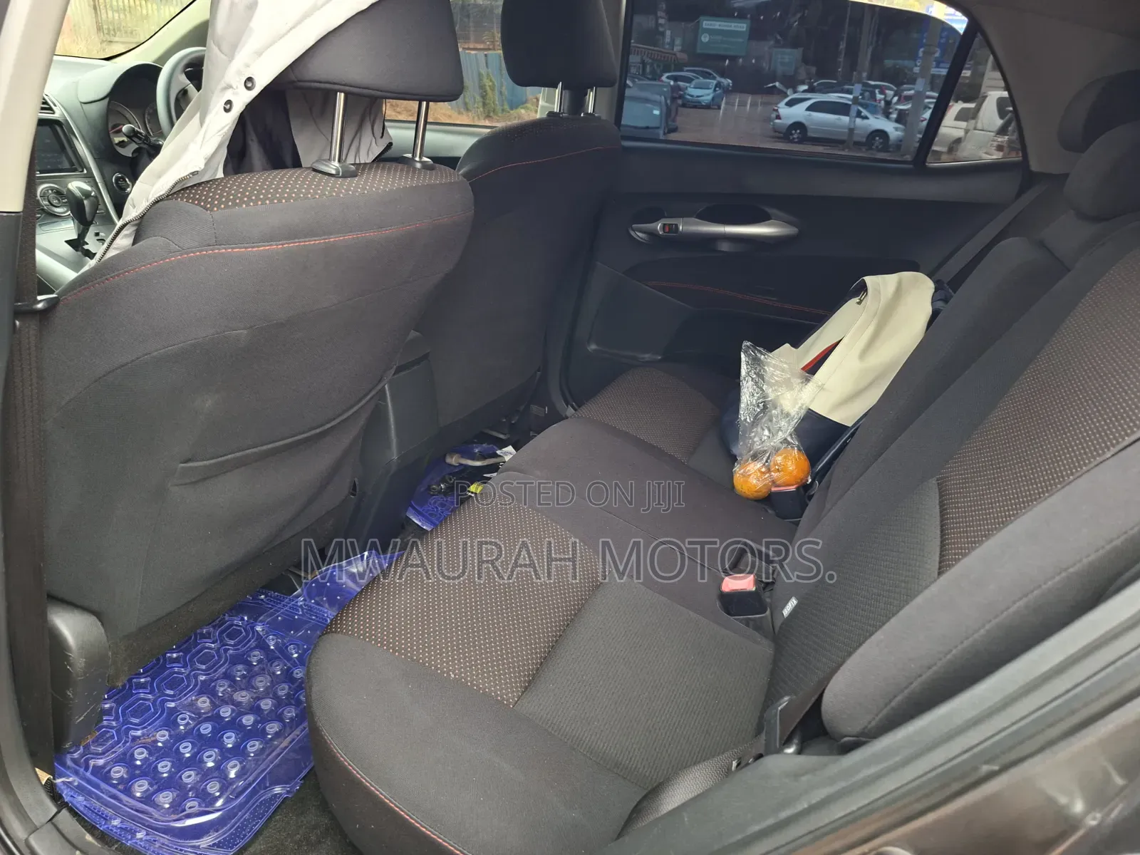Toyota Auris 2010 Gray