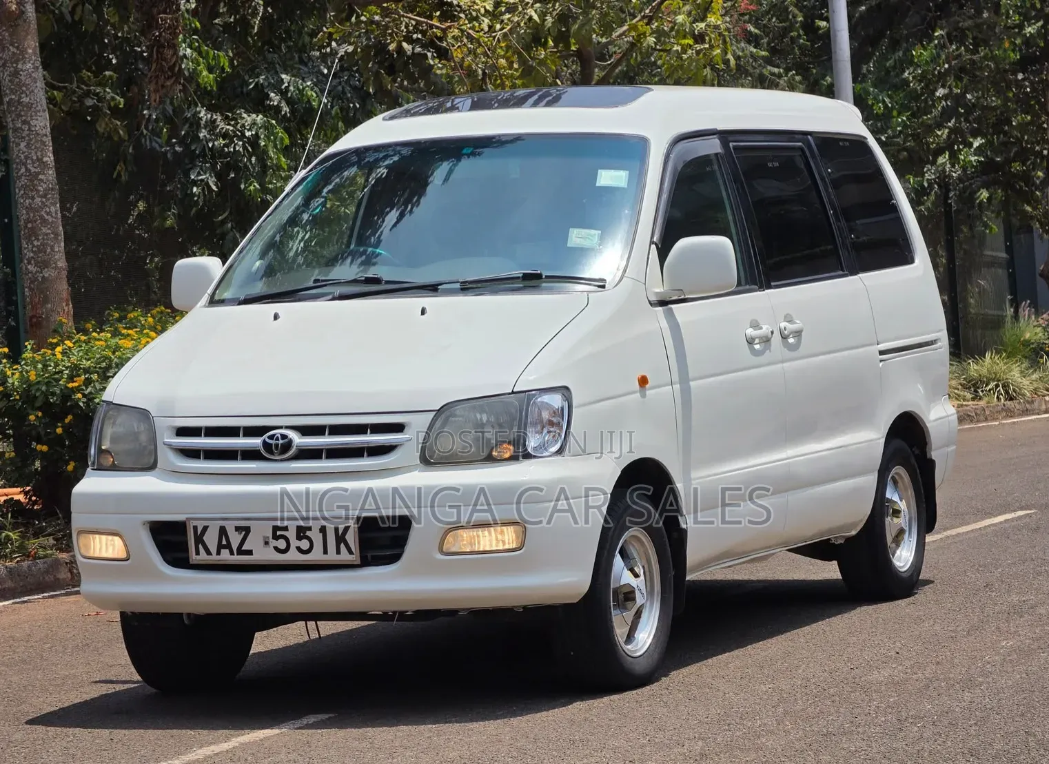Toyota TownAce 2000 White