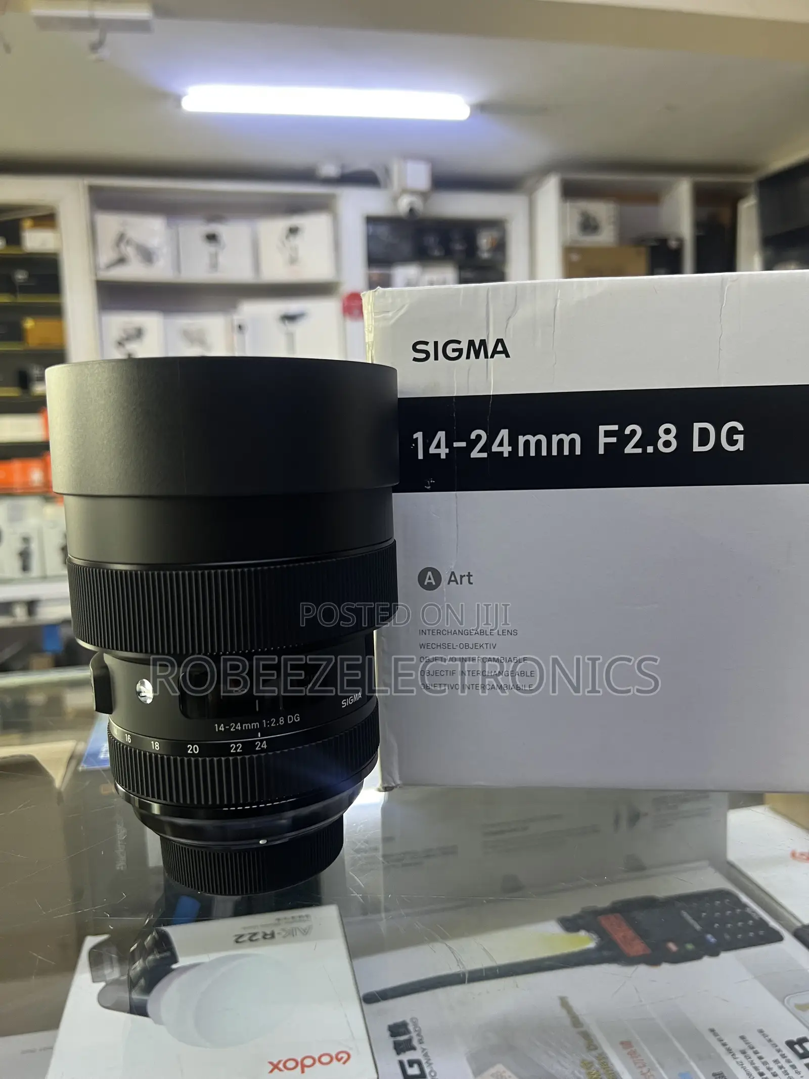 Sigma 14-24mm F/2.8 DG HSM Art Lens for Nikon F