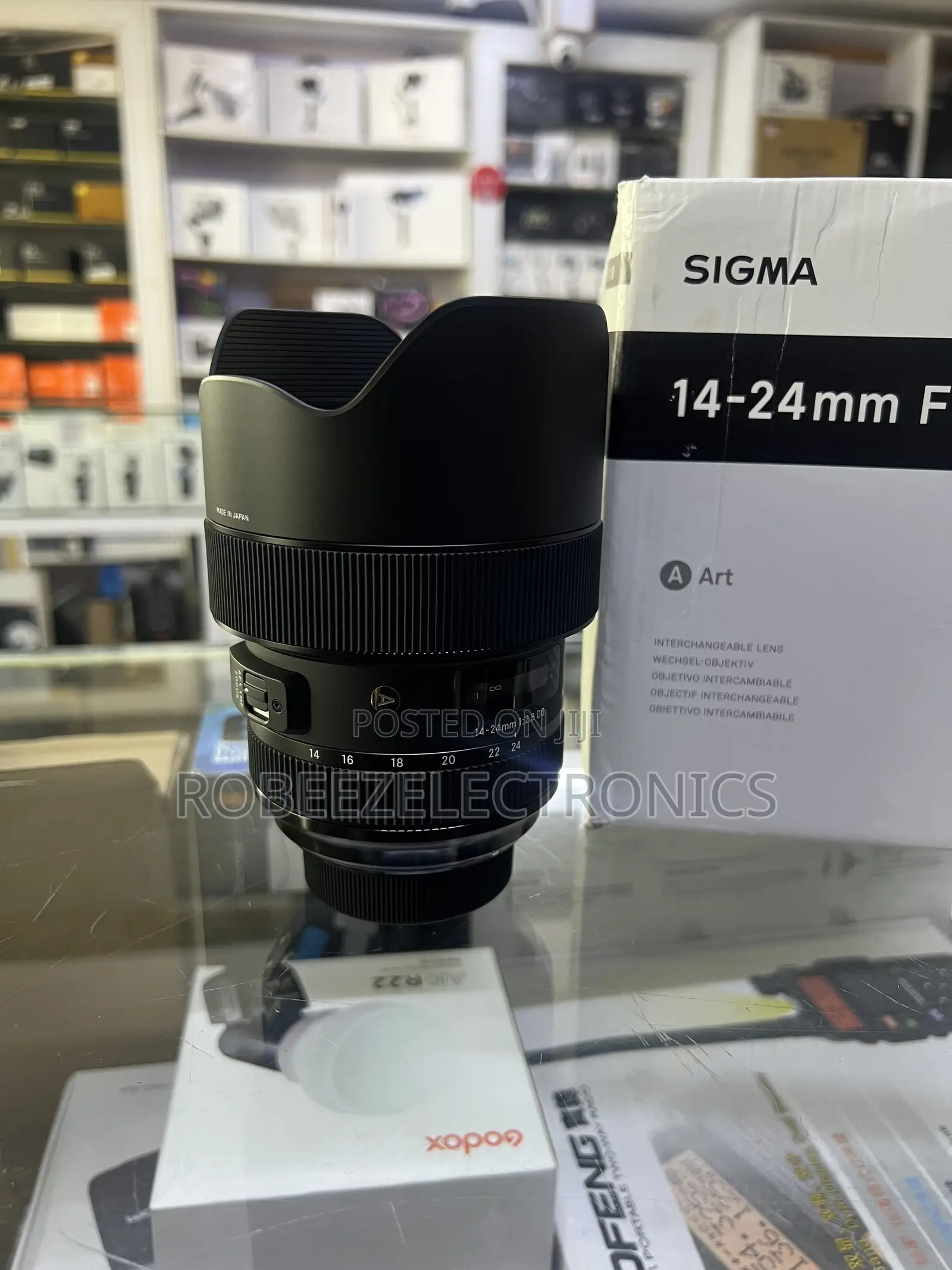 Sigma 14-24mm F/2.8 DG HSM Art Lens for Nikon F