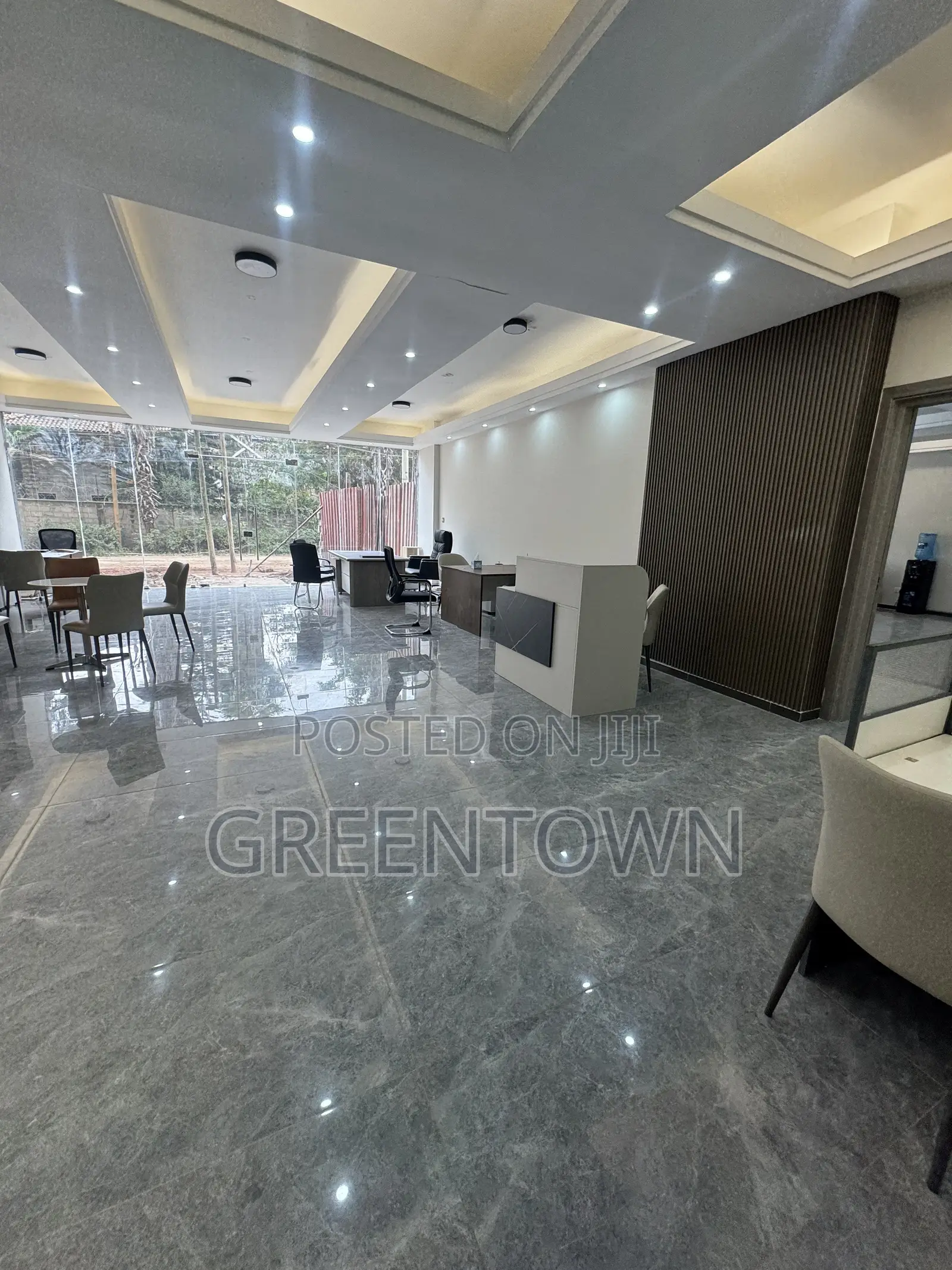 Commercial Area for Sale