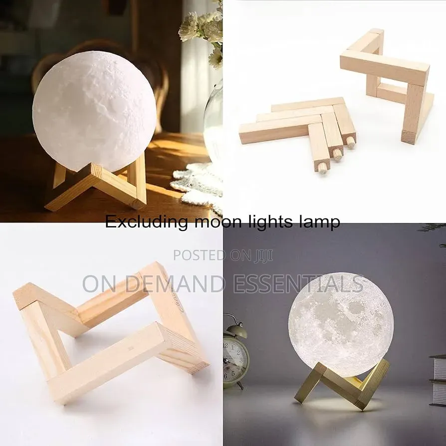 Moon.light Lamp on a Wood Chip Bamboo Stand