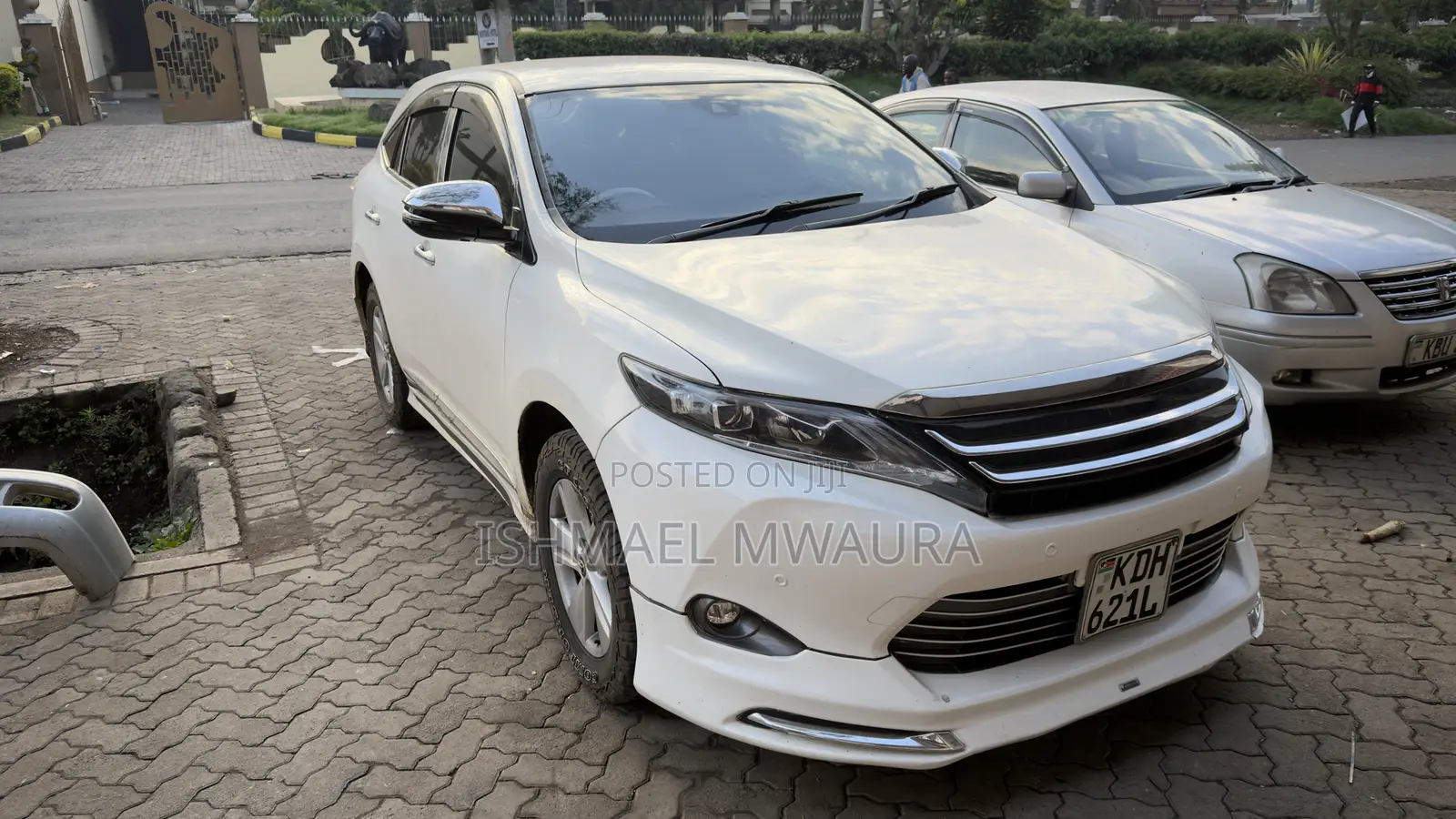 Toyota Harrier Premium Advanced Package 2015 White