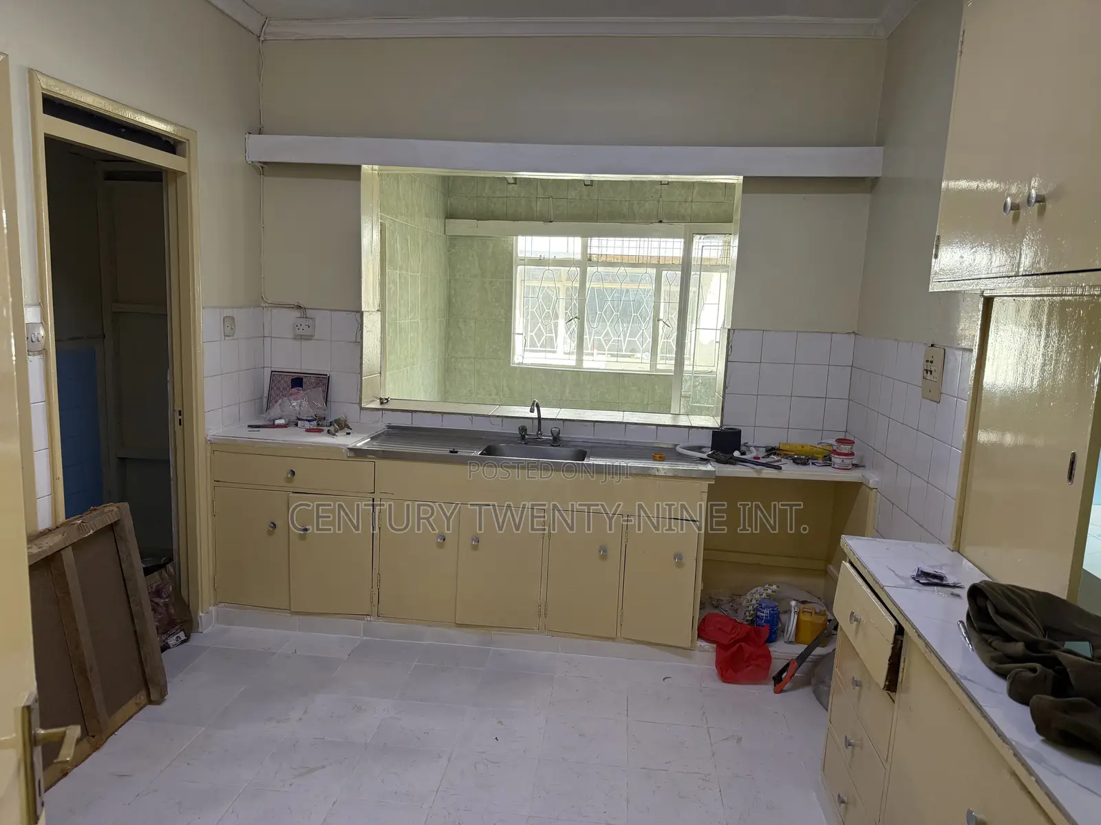 4bdrm Bungalow in 5Th Parklands Estate for rent