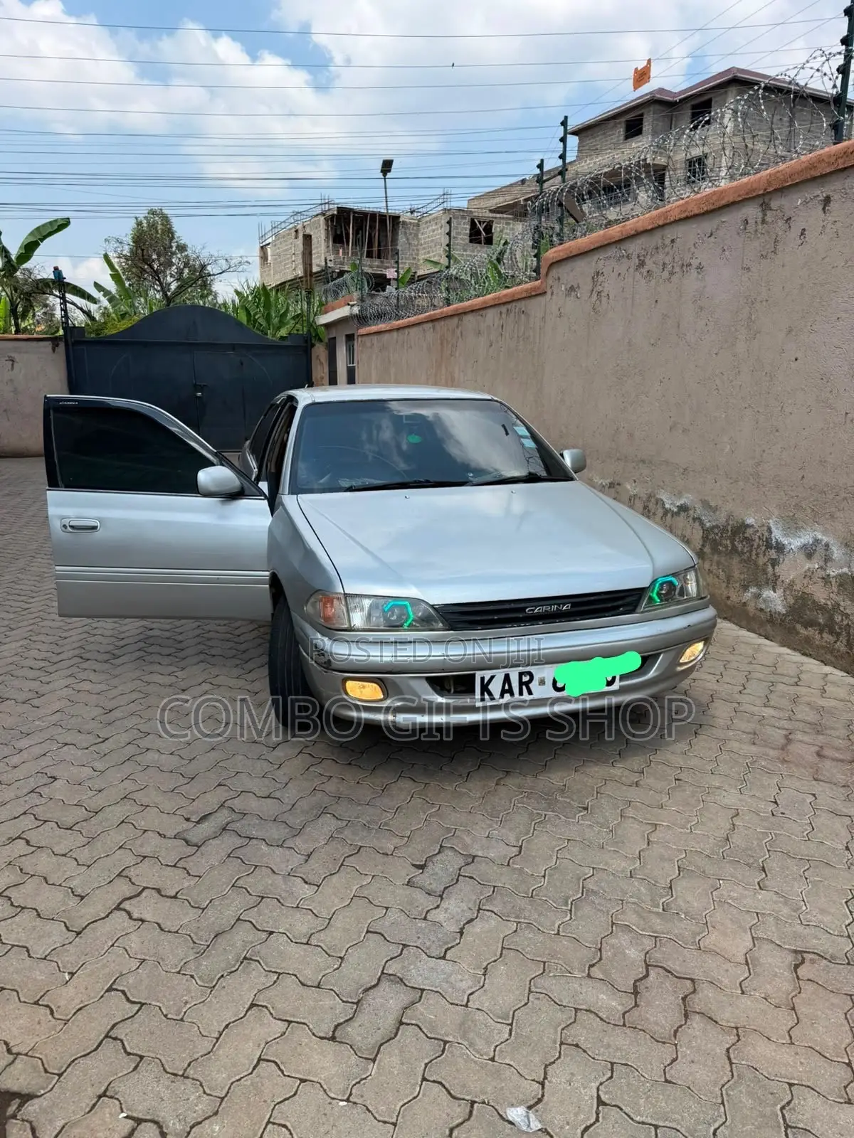 Toyota Carina 1.8 FWD Sedan 2000 Silver