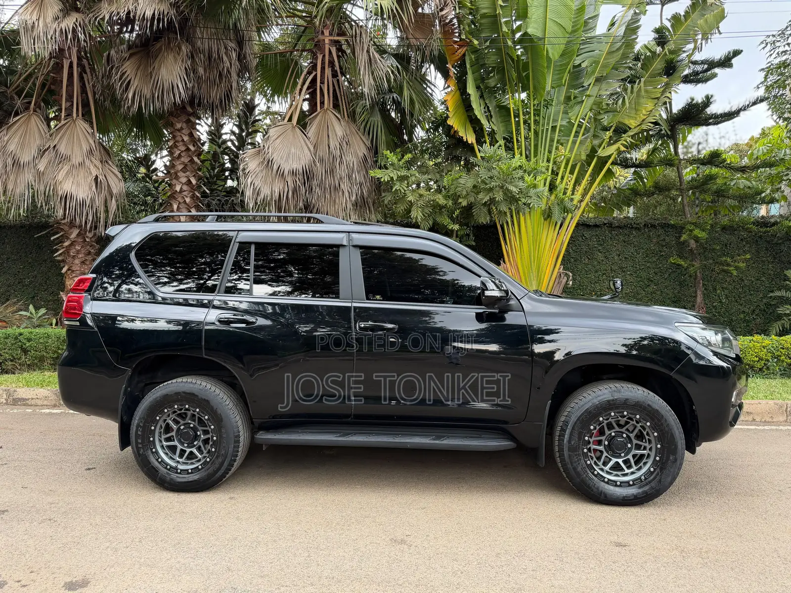 Toyota Land Cruiser Prado 2.7 2018 Black