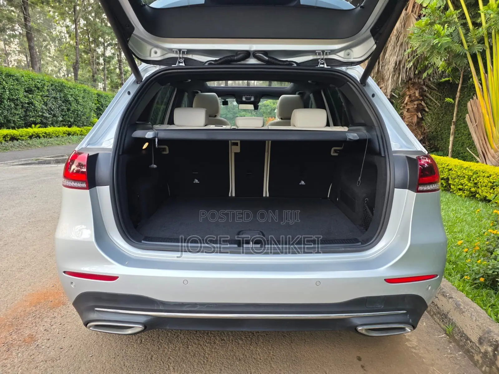 Mercedes-Benz B-Class B180 Petrol 2019 Silver